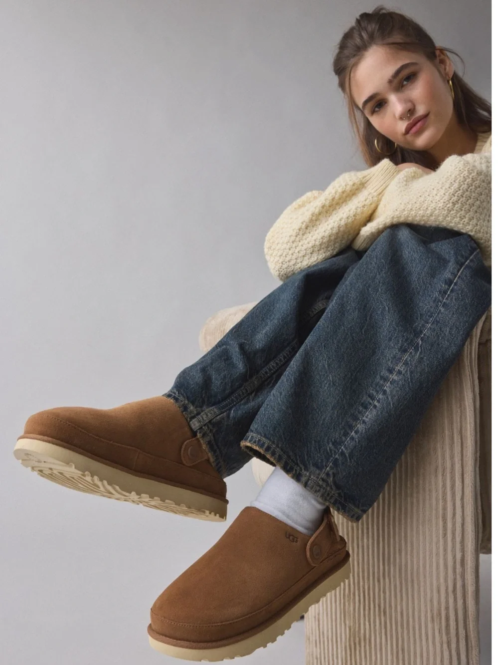 UGG New W/ Box Chestnut Suede Slip-On Clogs